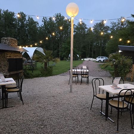 Tente Lodge Safari Saint-Martin-des-Besaces Extérieur photo